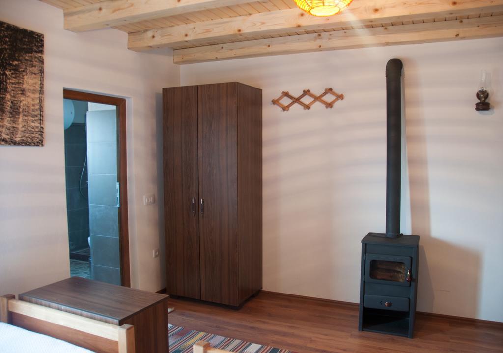 Aste Guesthouse Tropoje Room photo